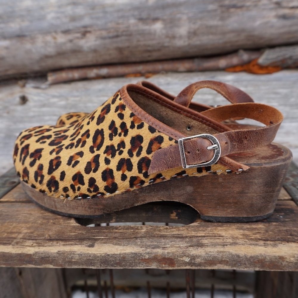 Hanna Anderson. leopard print clogs EU 39 US 8.5